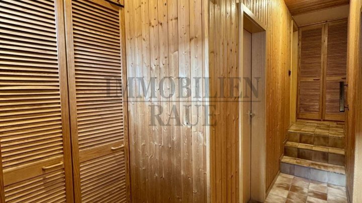 GROSSES 1 FAM.-HAUS MIT POTENZIAL IN RUHIGER LAGE VON SULZBACH MIT GARAGE, TERRASSE UND GARTEN