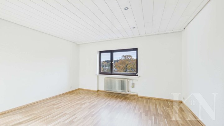 Großzügige 4-Zimmer-Mietwohnung mit Balkon und Weitblick in Völklingen-Ludweiler!
