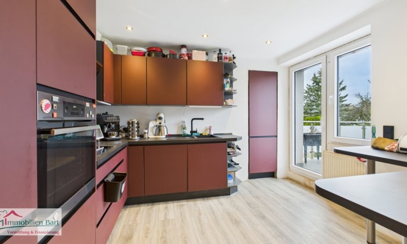 GRENZE L-REMICH: WOHNHAUS MIT 4 SCHLAFZIMMERN / GARTEN UND GARAGE IN TOP LAGE