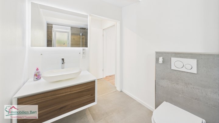 SOFORT BEZUGSFERTIG! / 5 MIN. BIS L-REMICH: 65 M² WOHNUNG MIT GARAGE!