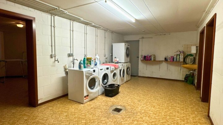 Schöne 2 ZKB-Wohnung mit EBK, Terrasse, Garten + Stellplatz in SLS - Picard