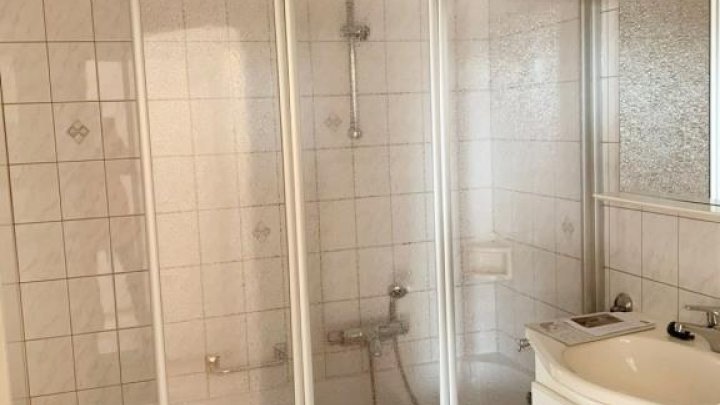 4 Zimmer, tolle Aussicht, gepflegtes Haus, nette Nachbarschaft, Balkon!