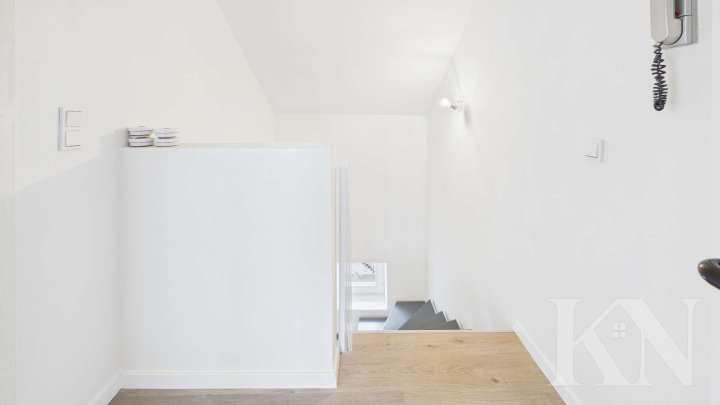 kleines Architekten Haus zur Miete mit Garten und Terrasse – ideal für Singles