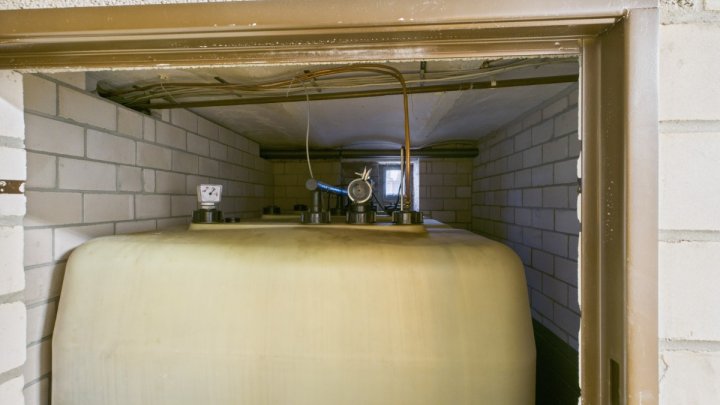 Wohnhaus mit 3 Wohnungen zu verkaufen. Der Preis ist heiß !!!