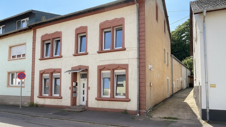 Kapitalanlage: Mehrfamilienhaus mit 5 Wohneinheiten in Merzig-Hilbringen