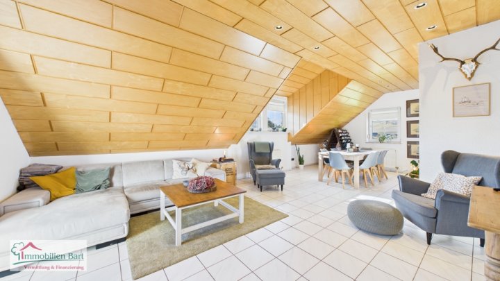 SAARBURG: 86 M² WOHNUNG, 2 SZ, GÄSTE-WC IN GUTER LAGE!