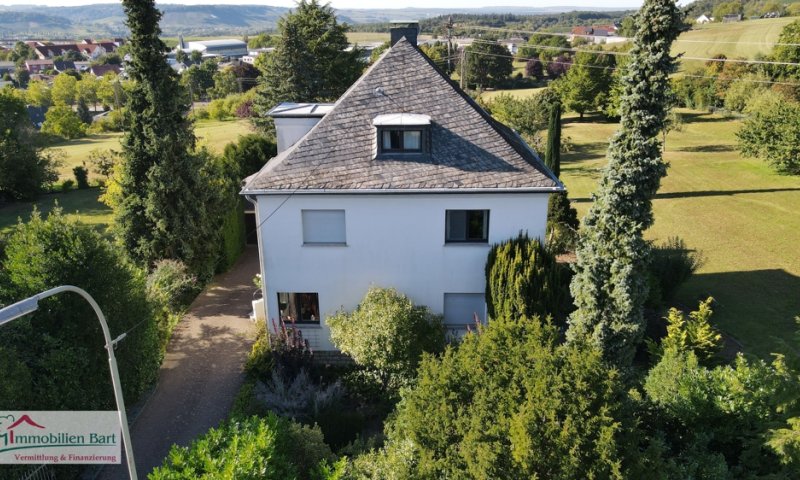 PERL: WOHNHAUS MIT CHARME + BAUGRUNDSTÜCK (gesamt 40 AR)