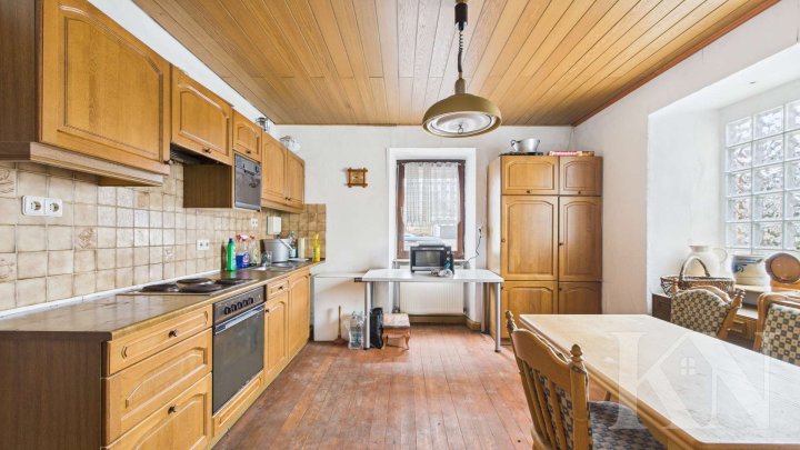 Einfamilienhaus mit Scheune und Ausbaupotenzial in Marpingen-Urexweiler!