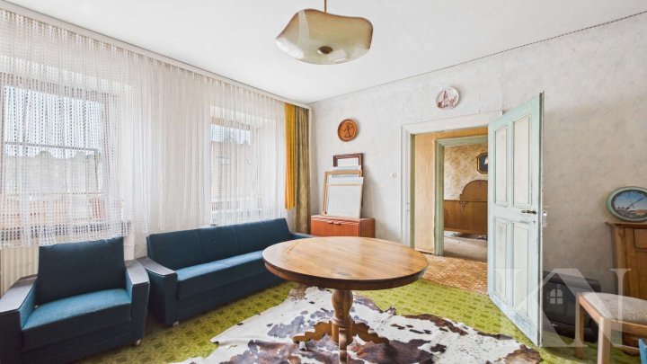 Einfamilienhaus mit Scheune und Ausbaupotenzial in Marpingen-Urexweiler!