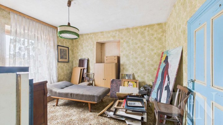 Einfamilienhaus mit Scheune und Ausbaupotenzial in Marpingen-Urexweiler!