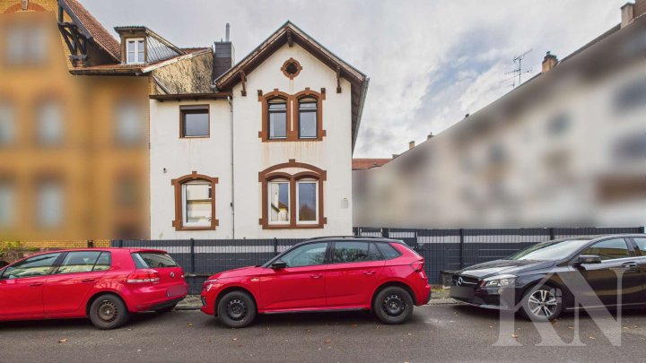 Platz, Potenzial & perfekte Lage – Doppelhaushälfte im Herzen von St. Arnual!