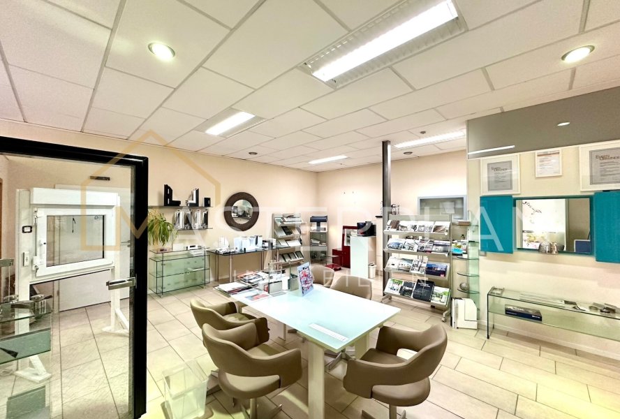 Ausstellung Besprechung