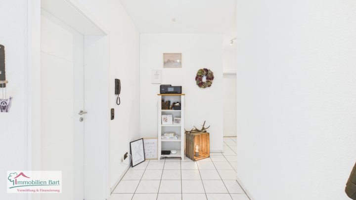 OBEN IST ES AM SCHÖNSTEN! GEPFLEGTE WOHNUNG MIT GÄSTE-WC!