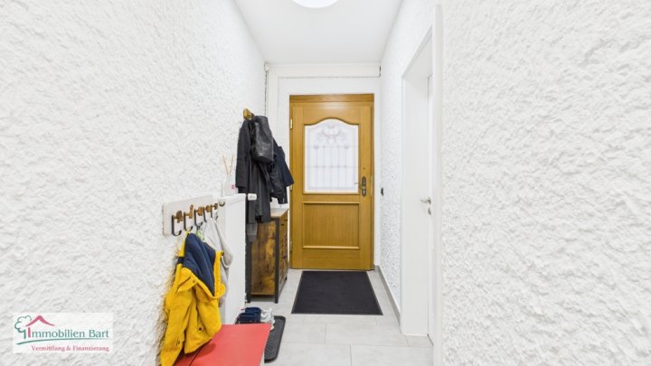 GRENZE L - SCHENGEN: RENOVIERTES WOHNHAUS /  197 M² WFL. / 5 SCHLAFZ. / GARTEN UND GARAGE