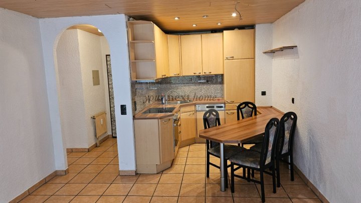 Etagenwohnung in Neunkirchen zu vermieten.