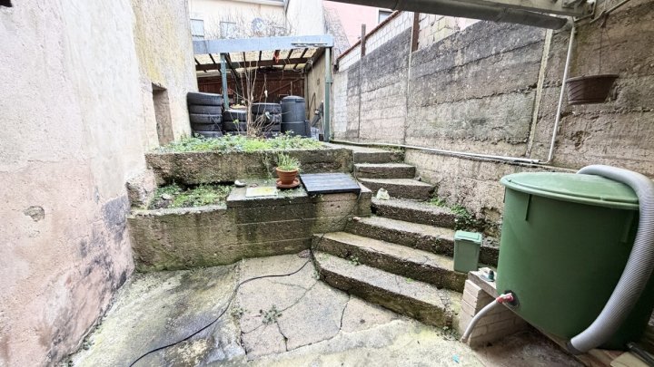 Mehrfamilienhaus mit zusätzlicher Nutzfläche in Merzig-Merchingen zu vermieten