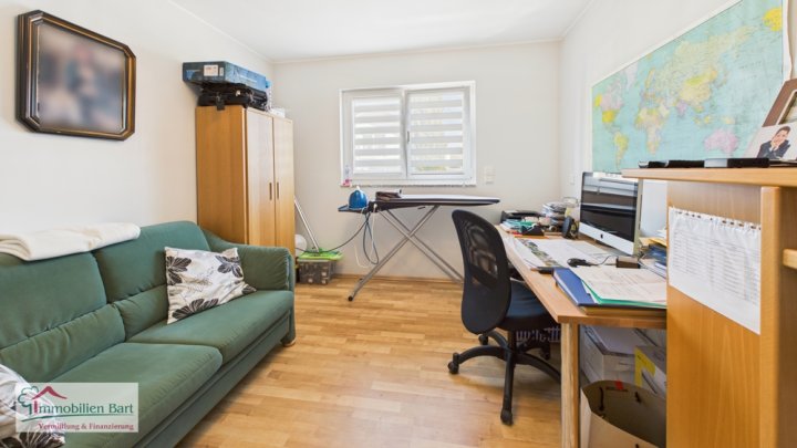 NENNIG: NEUWERTIGES, MASSIVES WOHNHAUS IN TOP LAGE AN DER GRENZE LUXEMBURG!