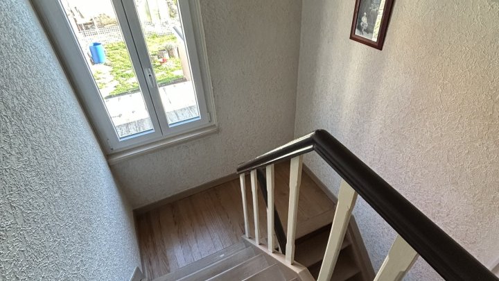 Familienidyll: großzügiges einseitig angebautes Einfamilienhaus in Ensheim zu verkaufen