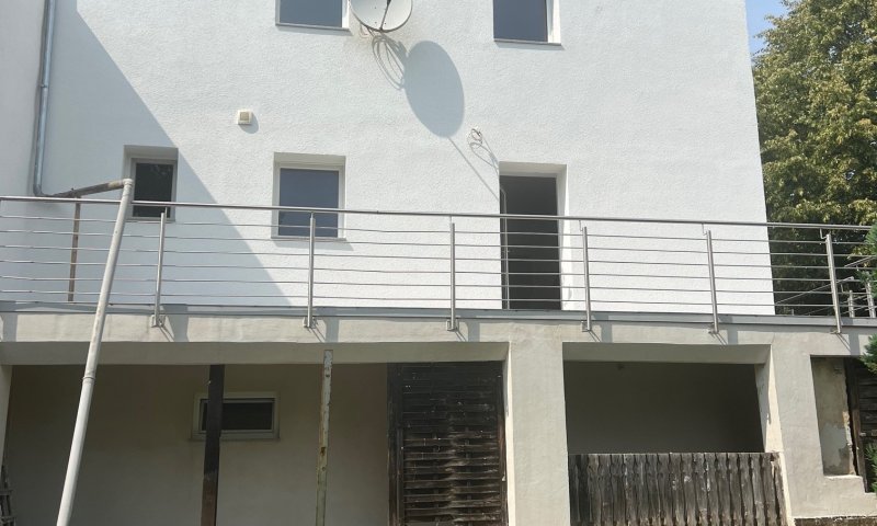 Renovierte Doppelhaushälfte mit Ausbaupotential in Illingen-Uchtelfangen zu verkaufen