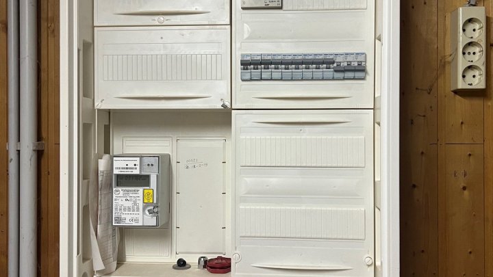 Renovierte Doppelhaushälfte mit Ausbaupotential in Illingen-Uchtelfangen zu verkaufen