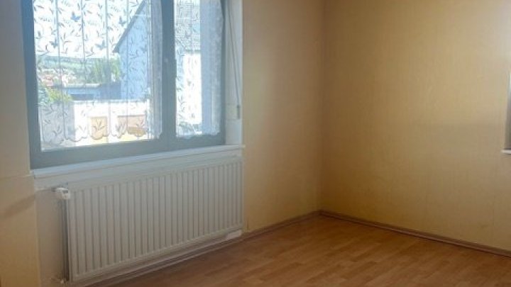 Großzügiges freistehendes 1-2 Familienhaus in Wallerfangen-Ittersdorf zu verkaufen