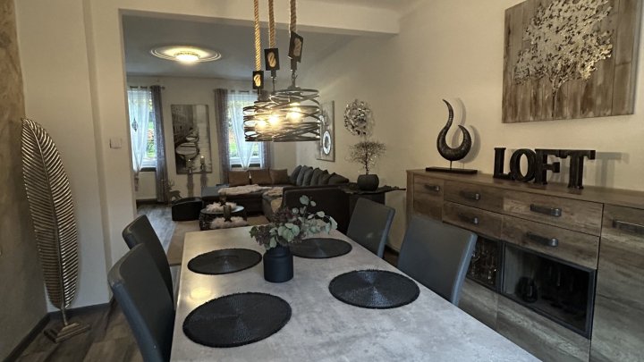 Freistehendes charmantes Einfamilienhaus - für die kleine Familie - in Großrosseln zu verkaufen