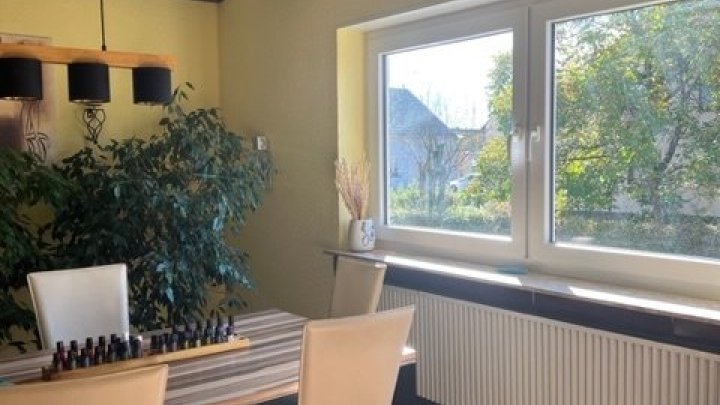 Ein Raumwunder!! Freistehendes 2-3 Familienhaus in ländlicher Gegend von Rehlingen-Siersburg zu verkaufen -Nähe Frankreich-