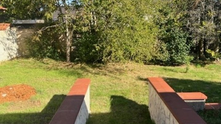 Ein Raumwunder!! Freistehendes 2-3 Familienhaus in ländlicher Gegend von Rehlingen-Siersburg zu verkaufen -Nähe Frankreich-