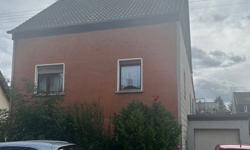 Wieder im Angebot!!!! Freistehendes 1-Familienhaus in zentraler Lage von Lebach zu verkaufen