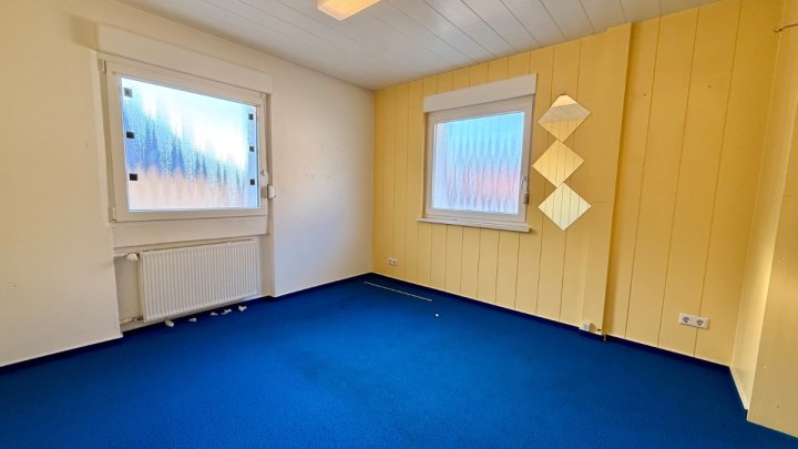 Großes Praxishaus in Zweibrücken auf ca. 376 qm mit viel Potenzial