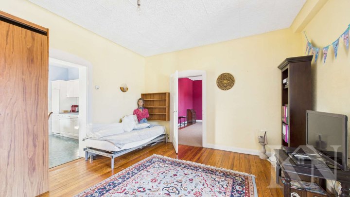 Vielseitiges Ein- bis Zweifamilienhaus in Saarbrücken-Güdingen!