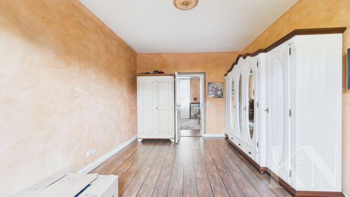 Vielseitiges Ein- bis Zweifamilienhaus in Saarbrücken-Güdingen!