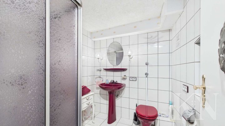 Vielseitiges Ein- bis Zweifamilienhaus in Saarbrücken-Güdingen!