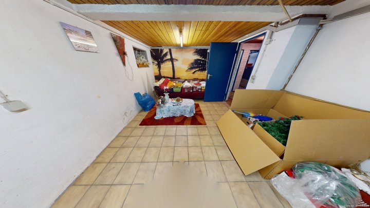 Gepflegtes Ein - Zweifamilienhaus ruhig gelegen im Grünen