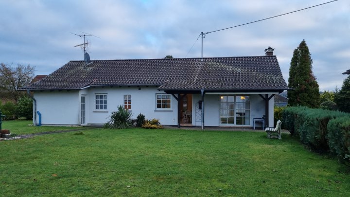 Außergewöhnliches Einfamilienhaus in traumhafter Lage für Grundstücksliebhaber zu vermieten