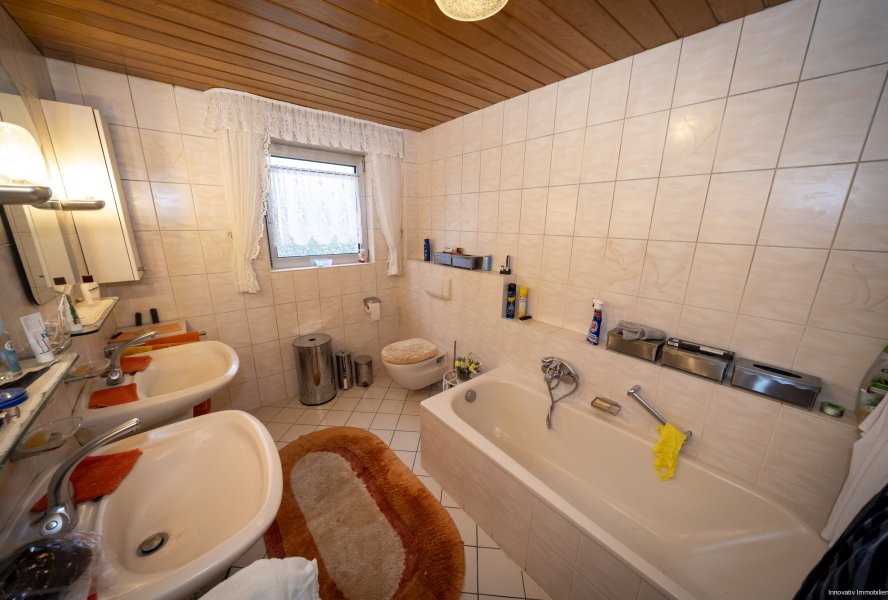 Badezimmer Erdgeschoss