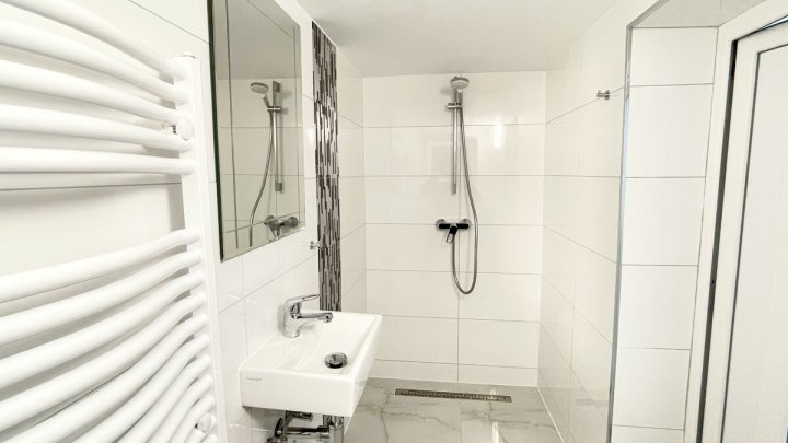 Reserviert !Hochwertig modernisiertes Einfamilienhaus in attraktiver Wohnlage