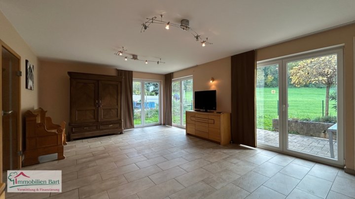 NATUR PUR! TOLLE LAGE IN PERL!