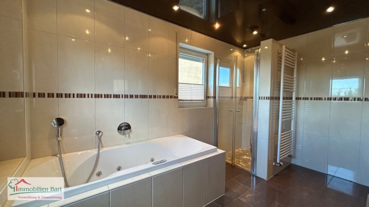 NATUR PUR! TOLLE LAGE IN PERL!