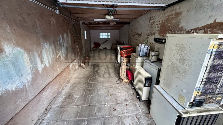 FREISTEHENDES 1 FAMILIENHAUS MIT GARTEN UND GARAGE - RENOVIERUNGSBEDARF - IN DUDWEILER-SÜD