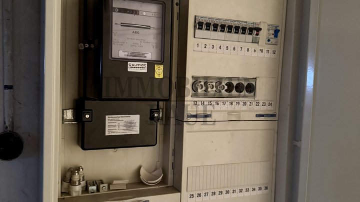 FREISTEHENDES 1 FAMILIENHAUS MIT GARTEN UND GARAGE - RENOVIERUNGSBEDARF - IN DUDWEILER-SÜD