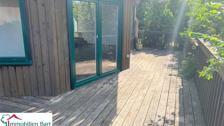 WOHNHAUS + BÜRO + 375 M² AUSSTELLUNG AUF 40 AR IN TOP LAGE!