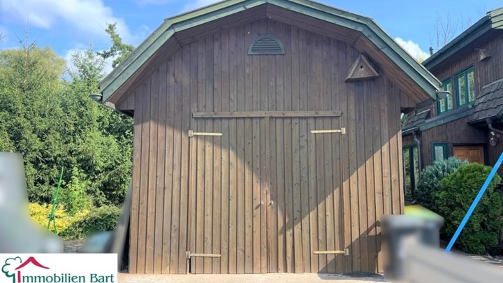 WOHNHAUS + BÜRO + 375 M² AUSSTELLUNG AUF 40 AR IN TOP LAGE!