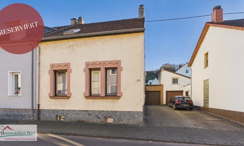 MERZIG: WOHNHAUS MIT GARTEN UND GARAGE IN ZENTRALER LAGE!