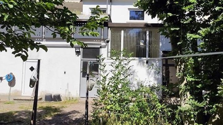 Zweifamilienhaus mit Gewerbeeinheit in Riegelsberg-OT zu verkaufen