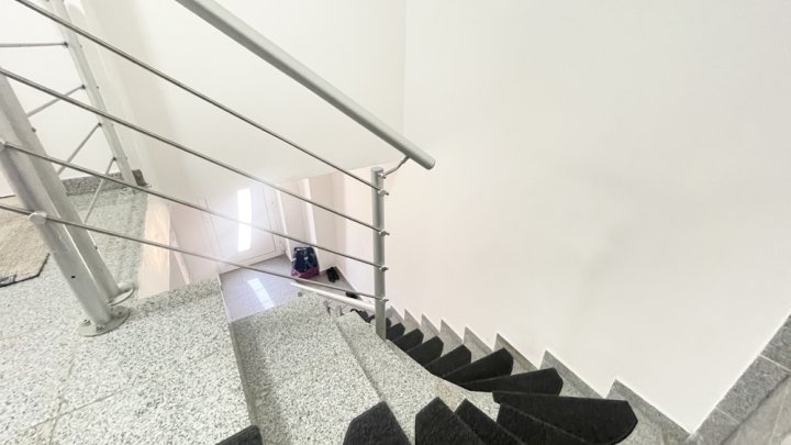 Einfamilienhaus mit Einliegerwohnung und zusätzlichem Grundstück