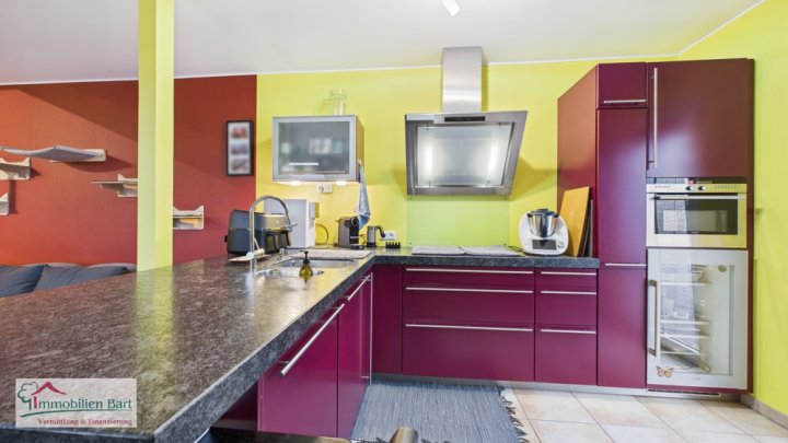 PERL: TOLLE 120 M² WOHNUNG MIT STELLPLATZ IN TOP WOHNLAGE!