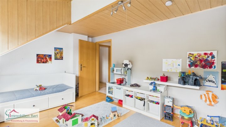 236 M² WOHNFLÄCHE / 2 WOHNUNGEN / NATUR PUR / TOP LAGE IN MERZIG