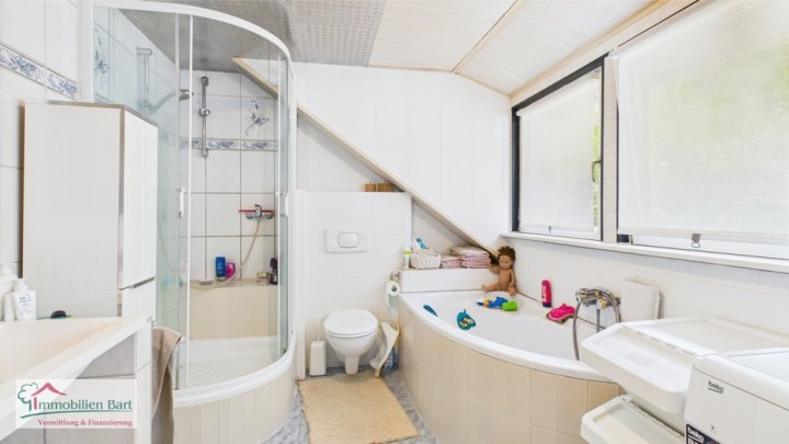 236 M² WOHNFLÄCHE / 2 WOHNUNGEN / NATUR PUR / TOP LAGE IN MERZIG