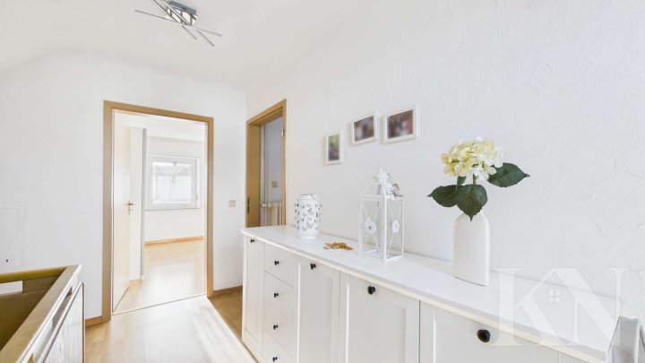 Gemütliches Einfamilienhaus mit Holzofen, Garage, Balkon & Garten – Ihr neues Zuhause in Nohfelden!